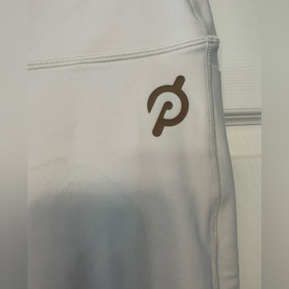 New W/O tag Peloton off white Leggings Athletic Comfort with pockets - Picture 2 of 5
